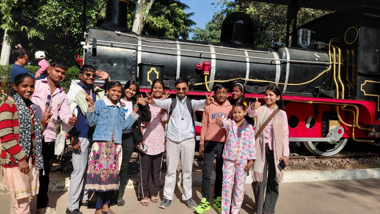 sikshadwar-youth-custom-e816306f